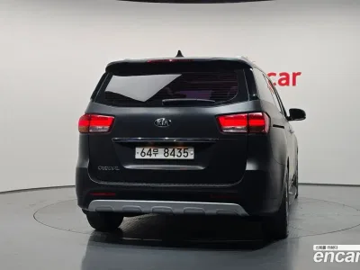 2015 Kia Canival 9-seater Noblesse, фото 4, лот 10794253