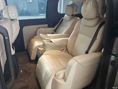2024 Li Auto MEGA Ultra, фото 4, лот 10444111