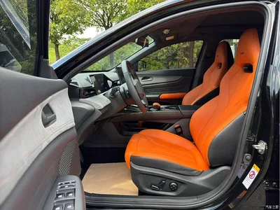 2025 Changan UNI-V 2.0T Sport Version, фото 4, лот 10399835