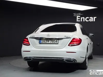 2017 Mercedes-Benz E-Class E220d Exclusive, фото 4, лот 10518416
