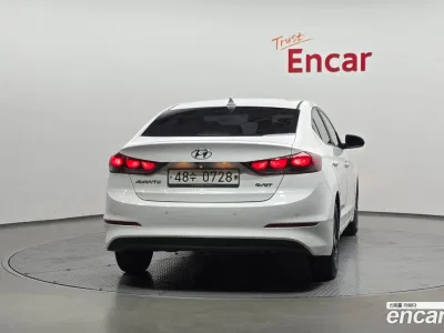 2016 Hyundai AVANTE 1.6 e-VGT SMART, фото 4, лот 10127909