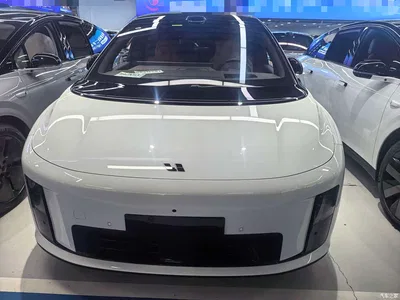 2025 Li Auto Li i8 Standard Edition, фото 2, лот 10822203