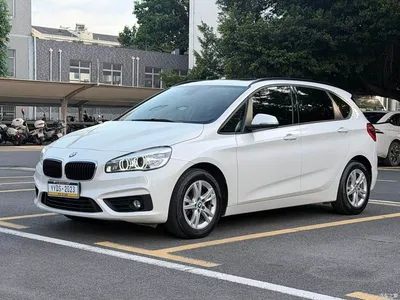 2016 BMW 2 Series Touring 218i Leading, фото 1, лот 10471203