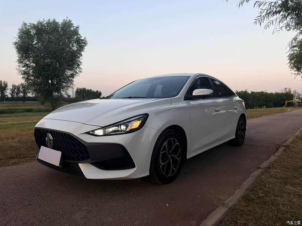 2023 MG MG5 180DVVT CVT Style Edition, фото 2, лот 10839196