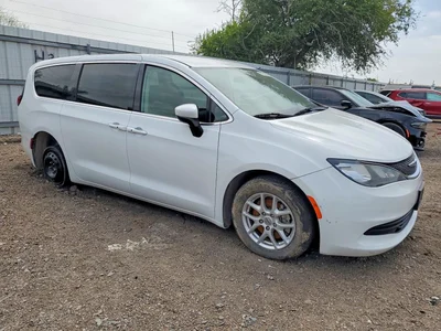 2019 CHRYSLER PACIFICA TOURING, фото 4, лот 10865278