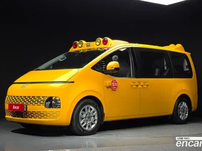 2025 Hyundai Staria L3.5 Kinder Safety Car, фото 1, лот 10180741