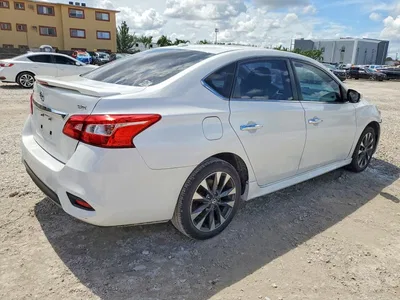 2017 NISSAN SENTRA SR, фото 3, лот 11589764