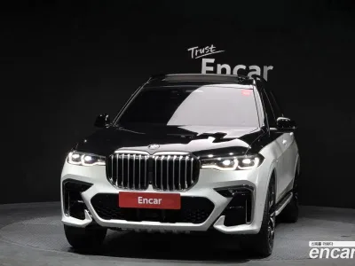 2022 BMW X7 xDrive 40i M Sport 6STR, фото 2, лот 10079434