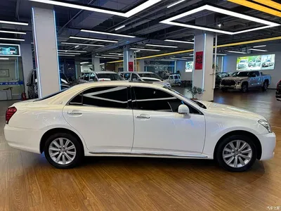 2010 Toyota Crown 2.5L Royal Leather Sunroof Navigation, фото 4, лот 10294380