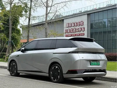 2024 XPeng X9 702 Ultra Long Range Max, фото 2, лот 10375795