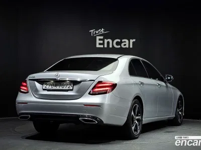 2020 Mercedes-Benz E-Class E250 Avantgarde, фото 1, лот 10065570