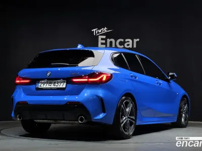 2022 BMW 1-Series 120i M Sports, фото 2, лот 10146351