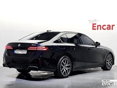 2025 BMW 5-Series 520i M Sport, фото 1, лот 10064437
