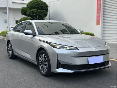 2024 Changan Qiyuan A05 70 Pro, фото 3, лот 10407294