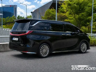 2025 Lexus LM 500h Royal, фото 4, лот 10184370