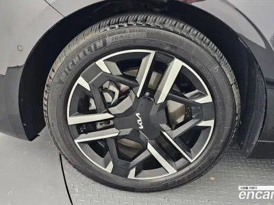 2025 Kia K8 2.5 Gasoline 2WD, фото 4, лот 10066322