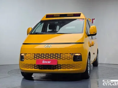 2023 Hyundai Staria L3.5 Kinder Safety Car, фото 2, лот 10057444