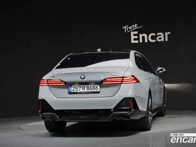 2025 BMW 5-Series 530i xDrive M Sport, фото 4, лот 10213505
