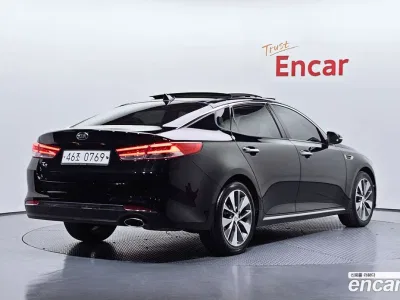 2016 Kia K5 2.0 MX, фото 1, лот 10049347