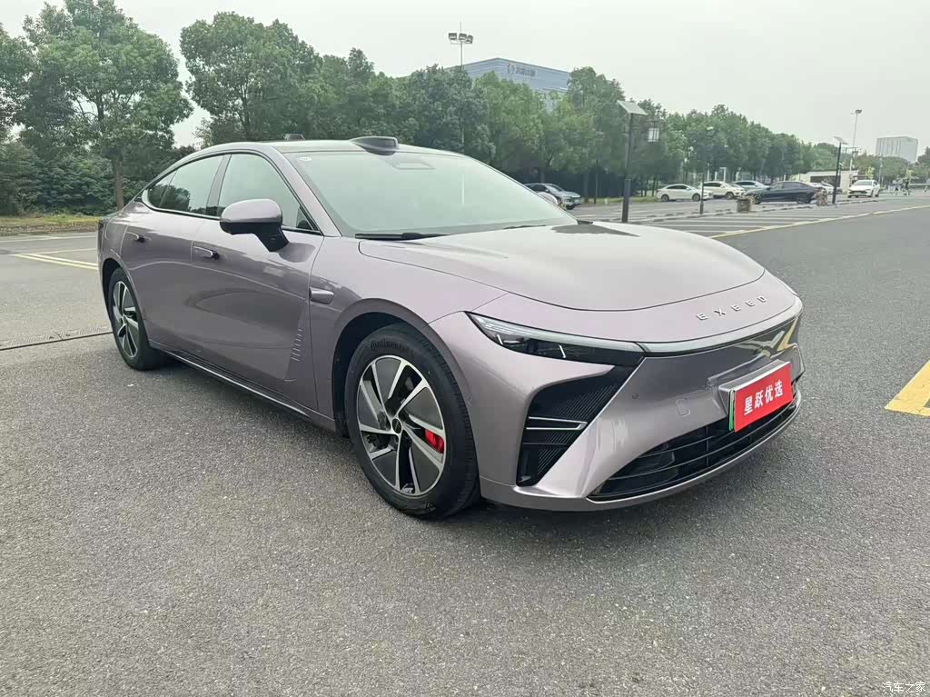 2025 Exeed Exlantix ES Range Extender Max Urban Assist, фото 3, лот 11196327