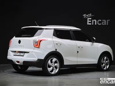 2015 Ssang Yong TIBOLI LX 2WD, фото 1, лот 10048457
