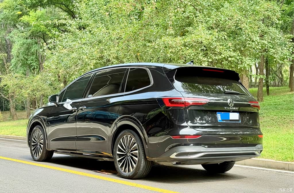 2023 Volkswagen Viloran 380TSI Premium Edition, фото 3, лот 11191436