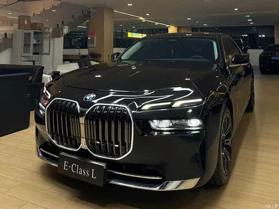 2023 BMW 7 Series Model 735Li Luxury Package, фото 1, лот 10306931