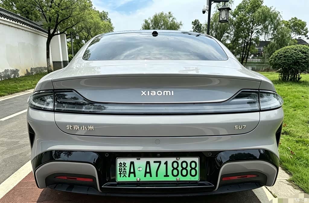 2024 Xiaomi Auto Xiaomi SU7 RWD Standard Founder's Edition, фото 4, лот 11217701
