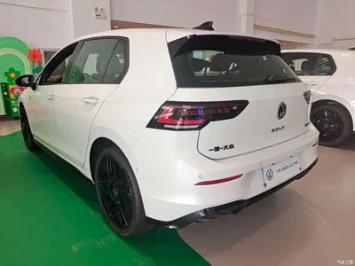 2025 Volkswagen Golf 300TSI R-Line, фото 3, лот 10450937