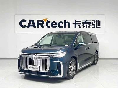 2025 Voyah Auto Voyah Dreamer PHEV AWD Flagship Kunpeng Edition, фото 1, лот 10358438
