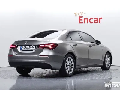 2020 Mercedes-Benz A-Class A220 Sedan, фото 2, лот 10162145