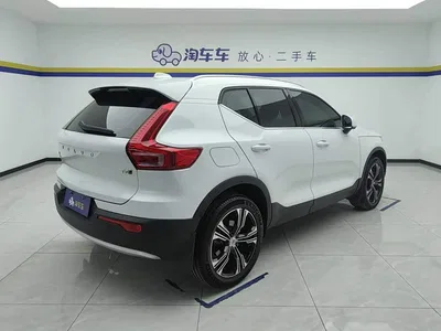 2021 Volvo XC40 T4 AWD Smart Luxury Edition, фото 3, лот 10584920