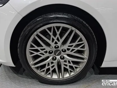 2023 Genesis G70 Gasoline 2.0T 4WD, фото 4, лот 10047995