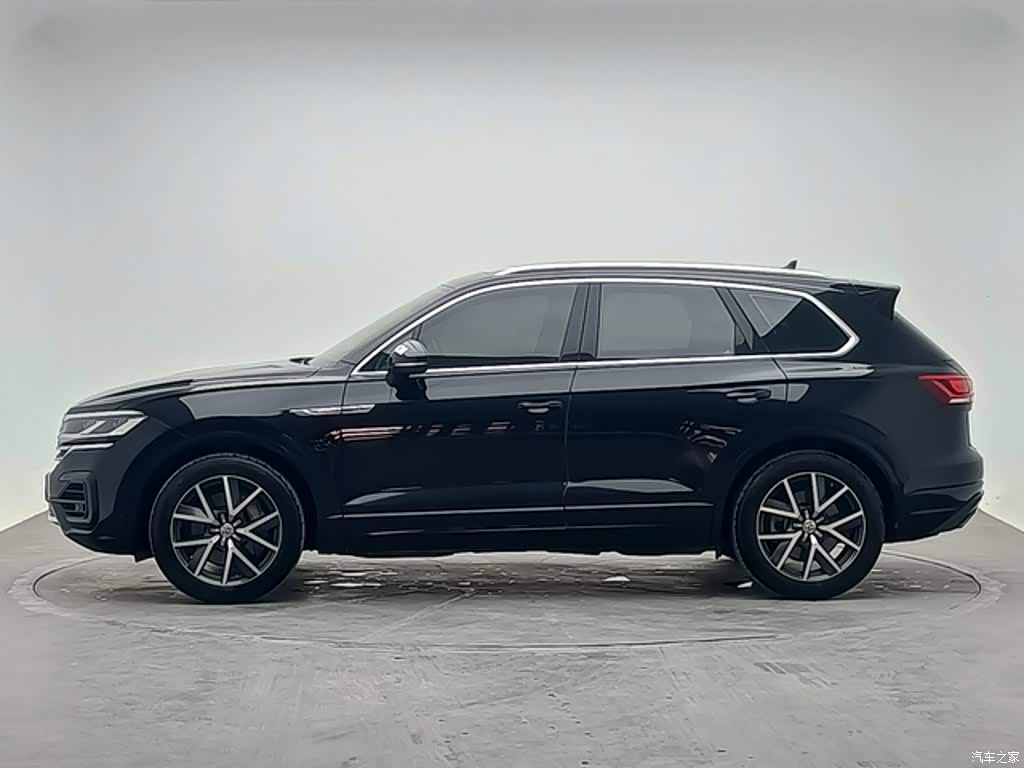 2019 Volkswagen Touareg 3.0TSI Sharp Edge Edition China VI, фото 2, лот 11211619