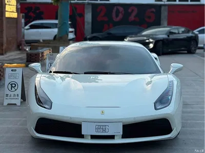 2015 Ferrari 488 GTB, фото 1, лот 10264266
