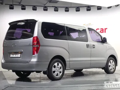 2017 Hyundai Starex 4WD 12-Seater Wagon, фото 2, лот 10532576