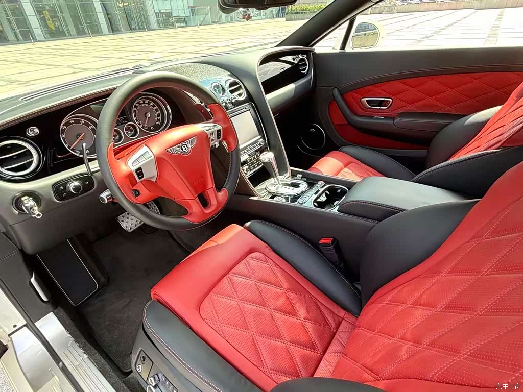 2012 Bentley Continental 4.0T GT V8, фото 3, лот 10482021