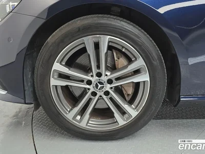2022 Mercedes-Benz E-Class E350 4MATIC Avantgarde, фото 4, лот 10051202