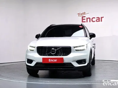 2020 Volvo XC40 T4 R-Design, фото 3, лот 10519550
