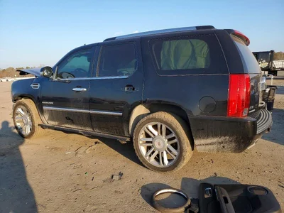 2012 CADILLAC ESCALADE PLATINUM, фото 2, лот 10868441