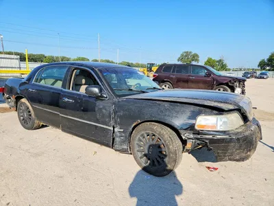 2003 LINCOLN TOWN CAR EXECUTIVE, фото 4, лот 10977258