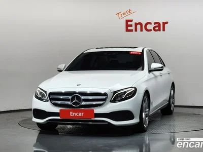2017 Mercedes-Benz E-Class E220d Avantgarde, фото 1, лот 10055170