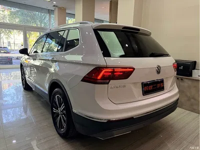 2018 Volkswagen Tiguan L 380TSI Automatic AWD Luxury Edition, фото 4, лот 11313061