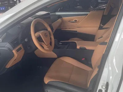 2025 Lexus ES 200 Ultimate Edition, фото 2, лот 10319615
