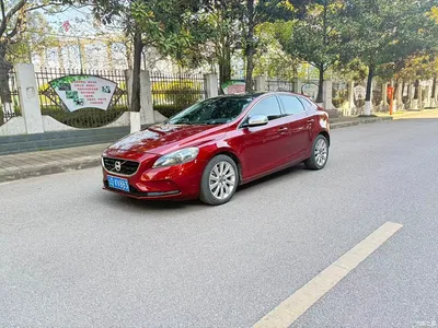 2013 Volvo V40 2.0T Elegance Edition, фото 3, лот 10365716