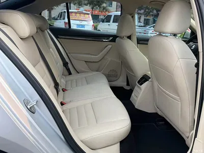2015 Škoda Octavia 1.6L Automatic逸俊版, фото 4, лот 10349170