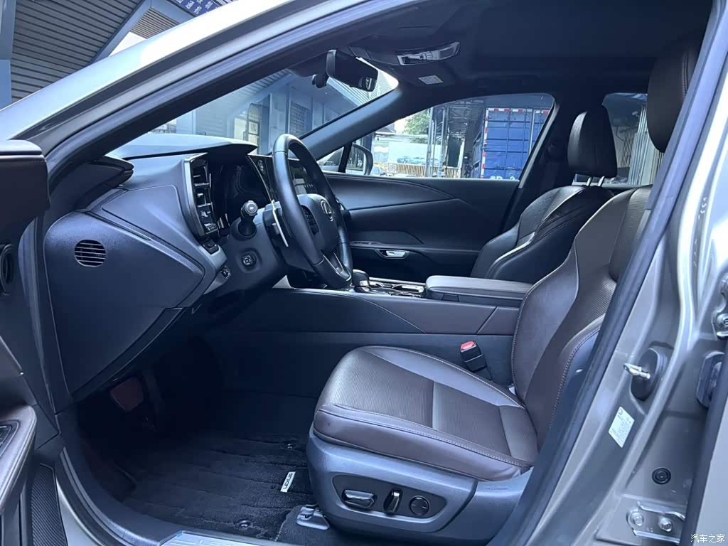 2023 Lexus RX 350h 4WD Pure Edition, фото 4, лот 11211795