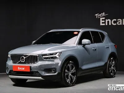 2021 Volvo XC40 B4 Inscription, фото 1, лот 10128710