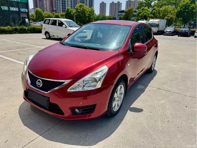 2011 Nissan Tiida 1.6L CVT Luxury, фото 1, лот 10356305