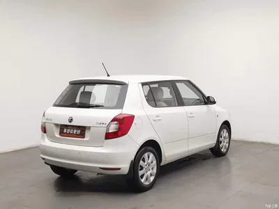 2014 Škoda Fabia 1.4L Automatic Crystal Spirit Edition, фото 2, лот 11553681